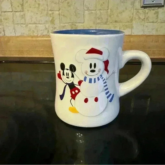 Mickey Mouse Snowman Snowflakes Ceramic Stoneware Coffee 12 oz Cup Mug - Picture 2 of 6